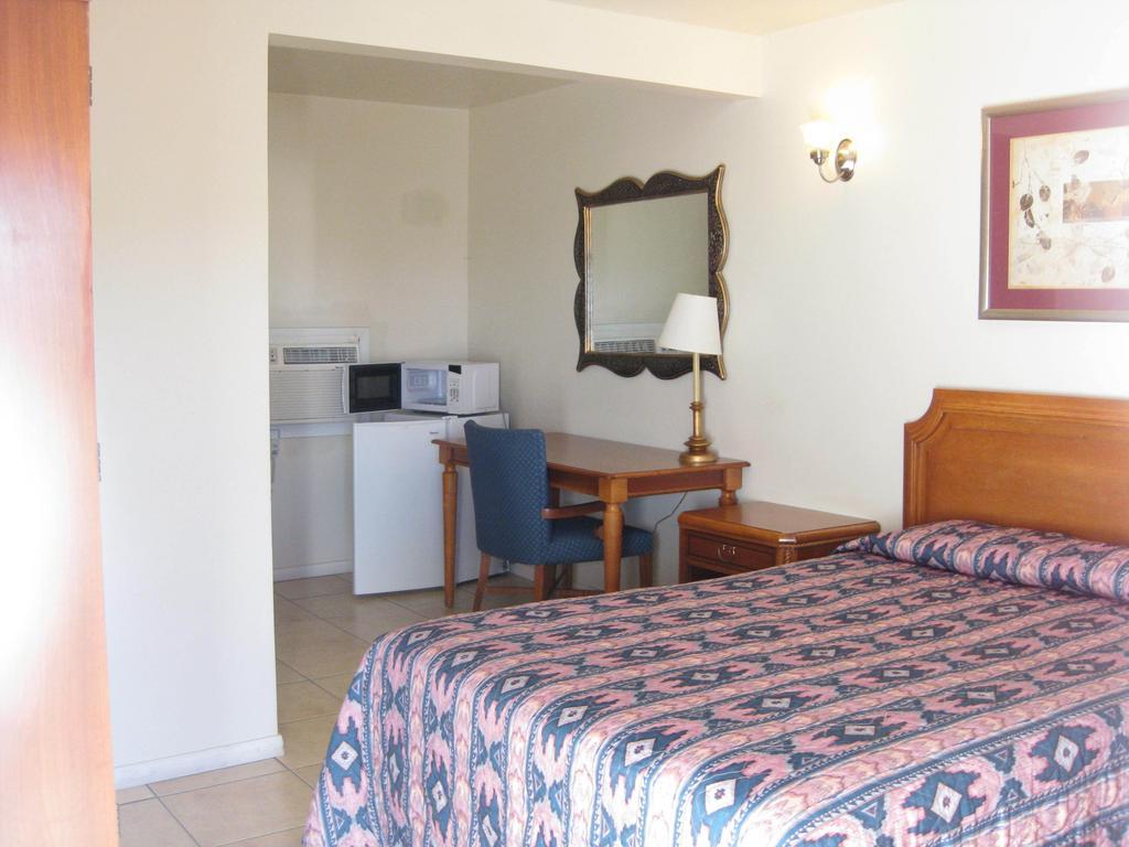 Route 66 Barstow Hotel ห้อง รูปภาพ