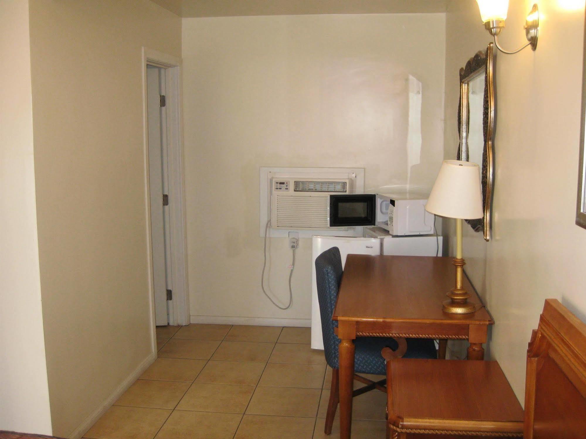 Route 66 Barstow Hotel ภายนอก รูปภาพ